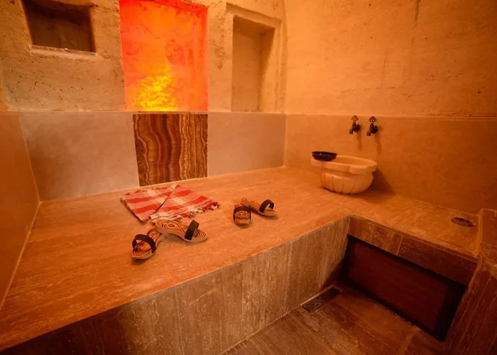 Mnr Cave Cappadocia ウルギュップ