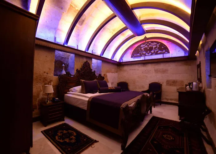 Mnr Cave Cappadocia *