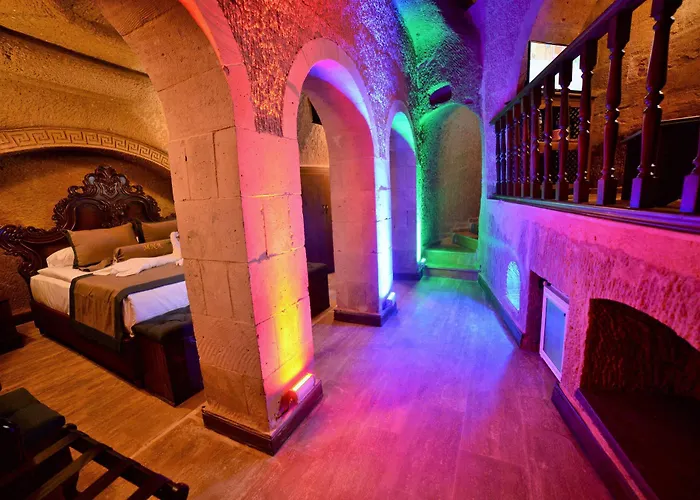 Mnr Cave Cappadocia ウルギュップ