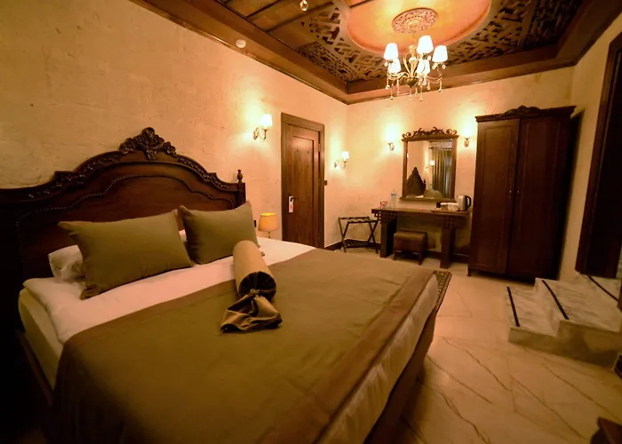 Mnr Cave Cappadocia ホテル *