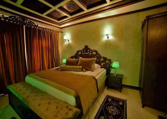 Mnr Cave Cappadocia ホテル ウルギュップ