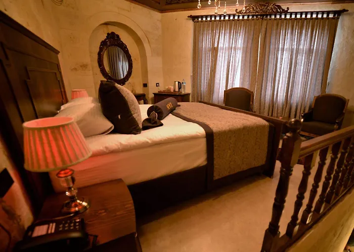 ホテル Mnr Cave Cappadocia