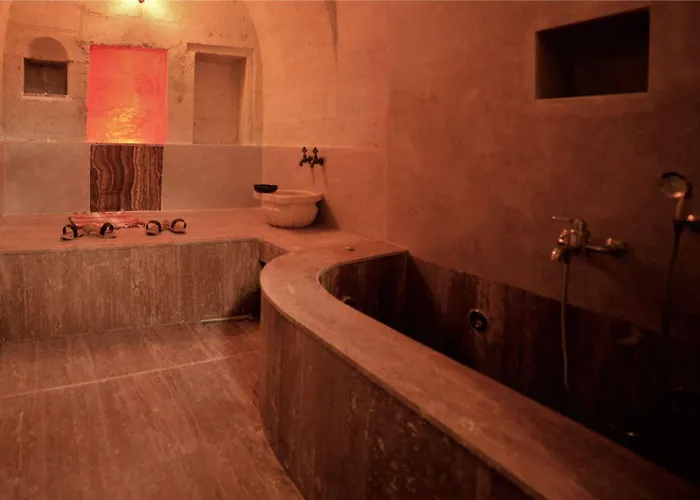 Mnr Cave Cappadocia ホテル ウルギュップ